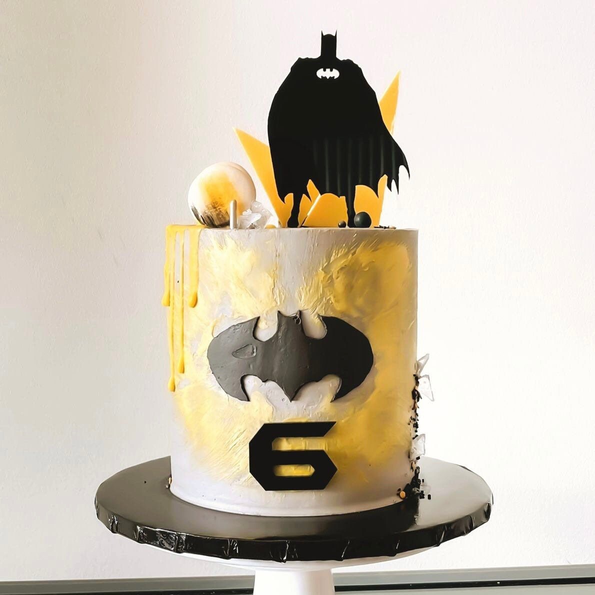 Batman Cake Topper – Yoryina Creations
